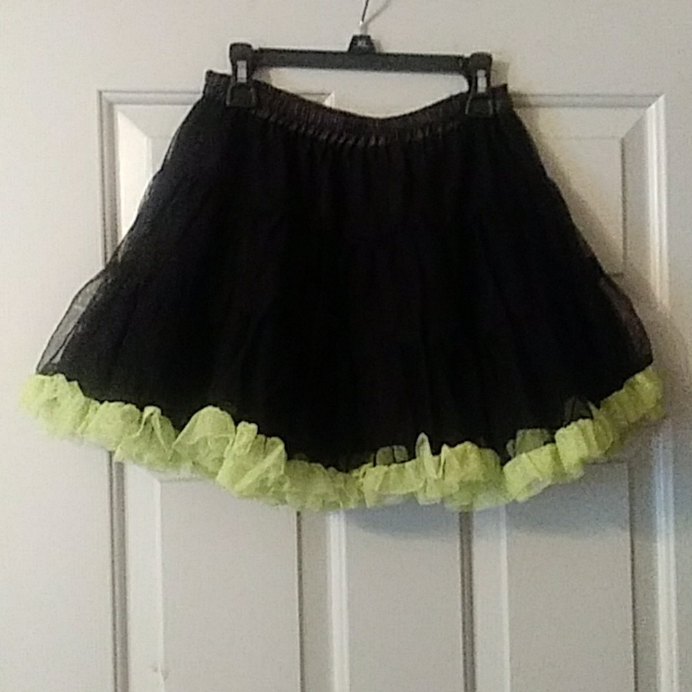 Skirt size 10/12